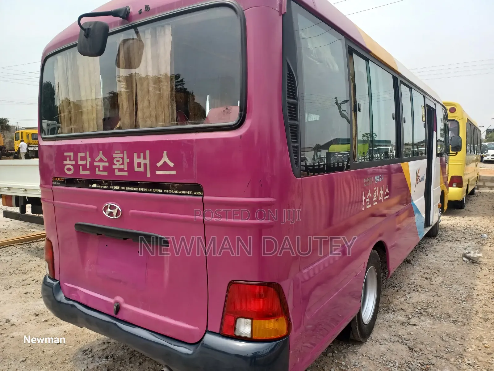 Hyundai County 2014 White