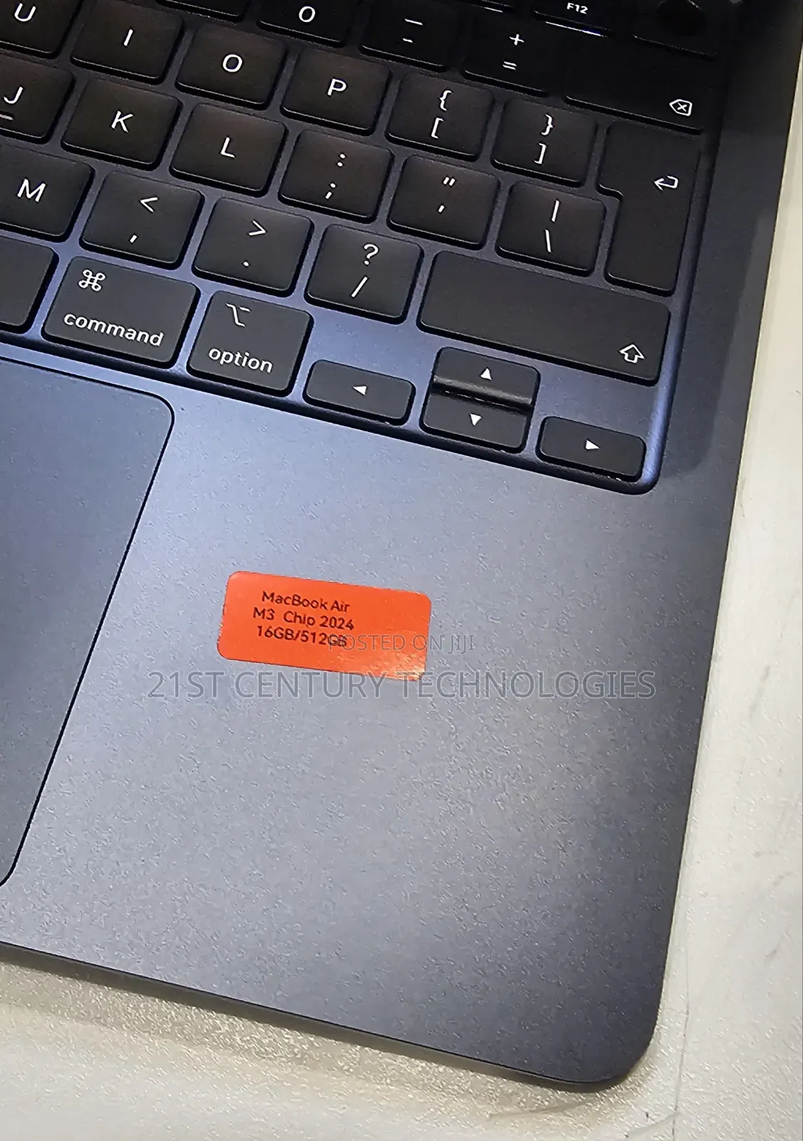 Laptop Apple MacBook Air 2024 M3 13-inch 16GB Apple M3 SSD 512GB