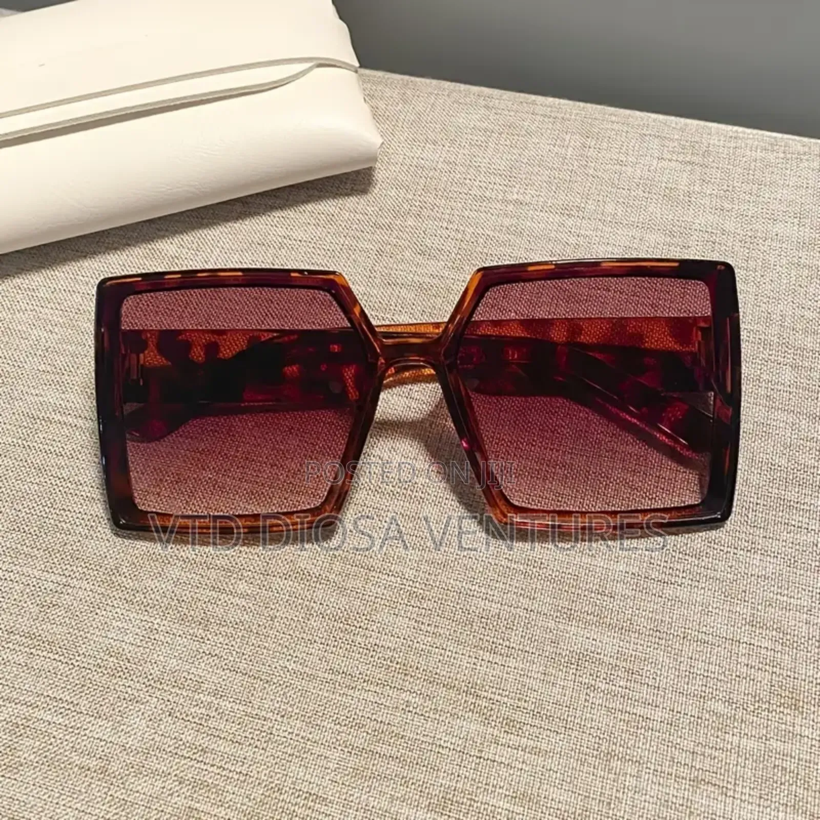 Trendy Sunglasses for Ladies and Gentlemen