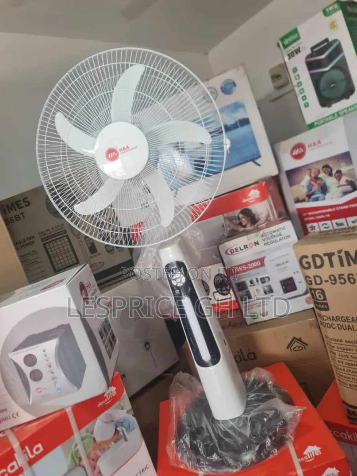 H a Fan 18" : USB Charging