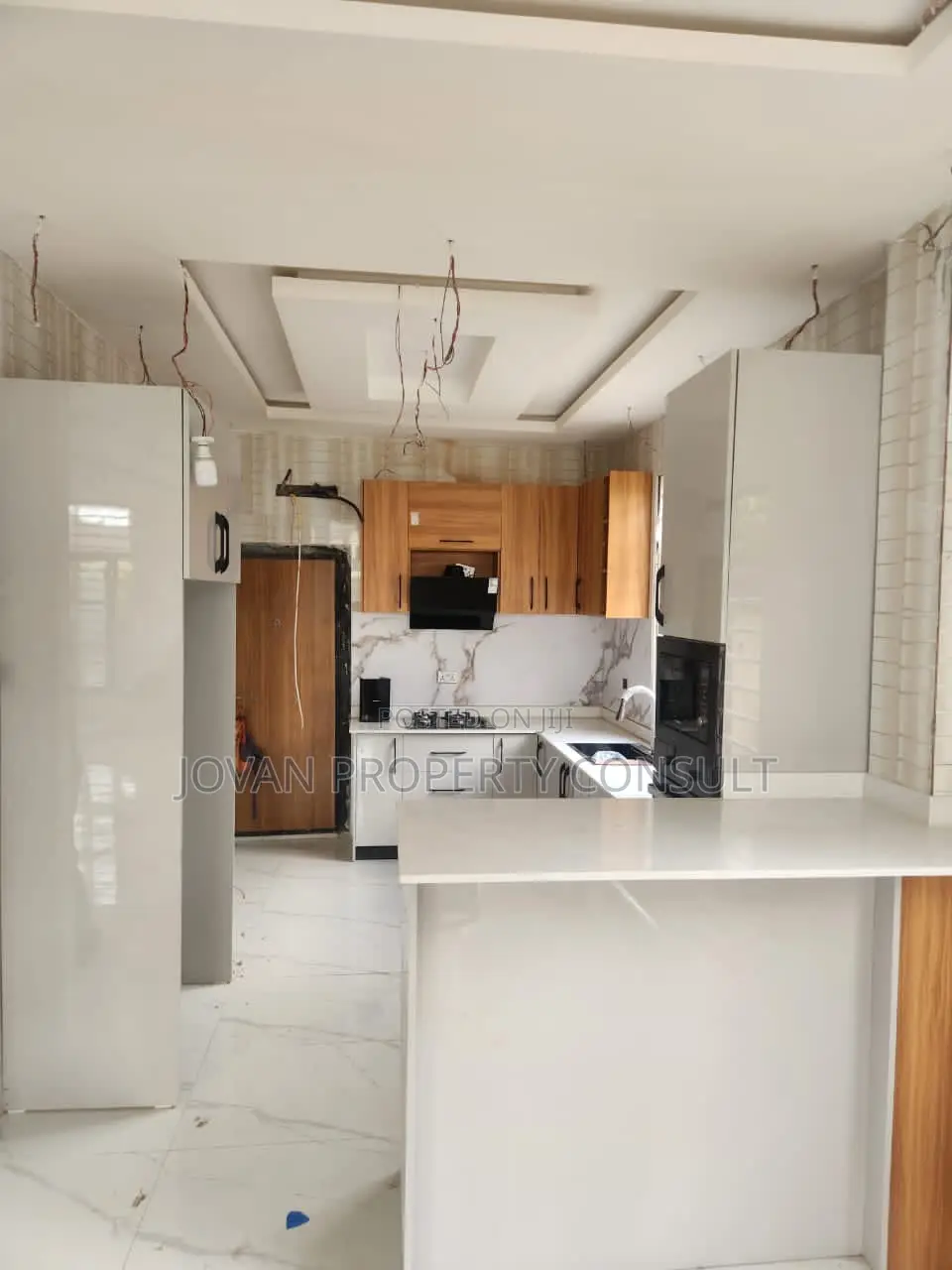 4bdrm House in West Land for sale