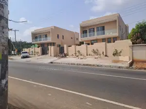 4bdrm House in West Land for sale