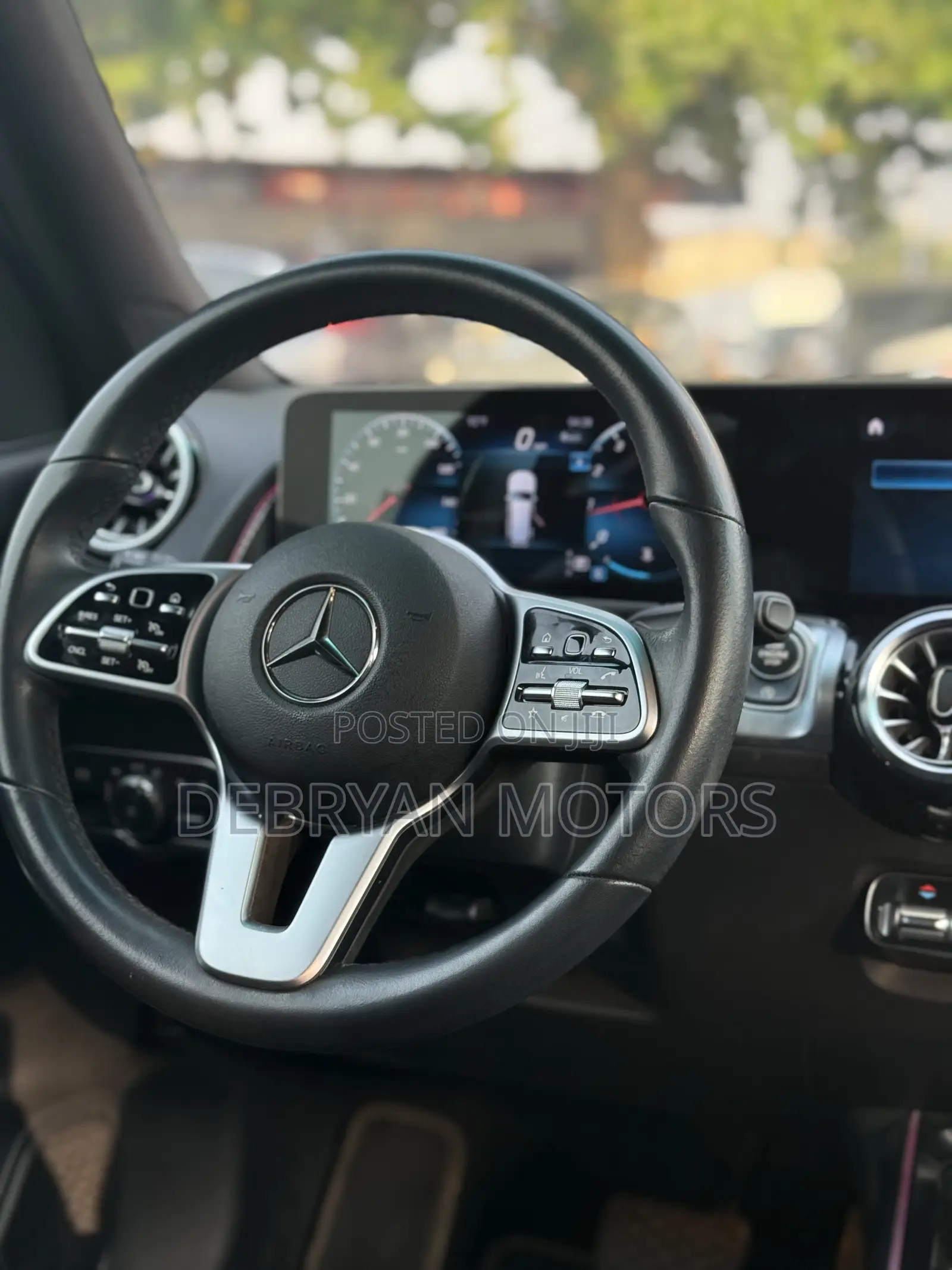 Mercedes-Benz GLB-Class GLB 250 4MATIC 2022 Gray