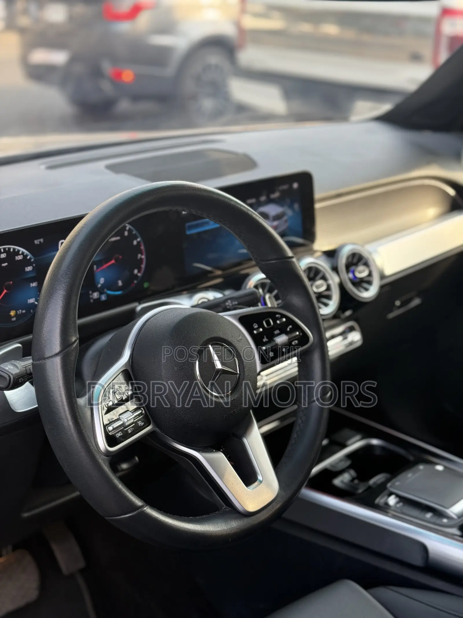 Mercedes-Benz GLB-Class GLB 250 4MATIC 2022 Gray