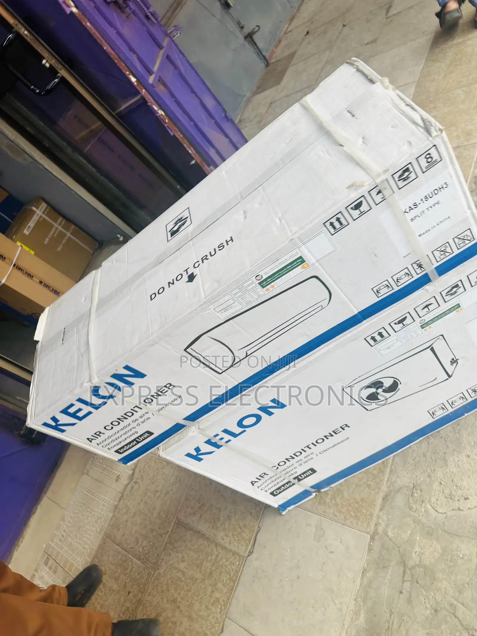 White Air Conditioner Kelorn 2.0hp