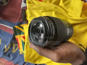 Canon Macro 100mm Lens