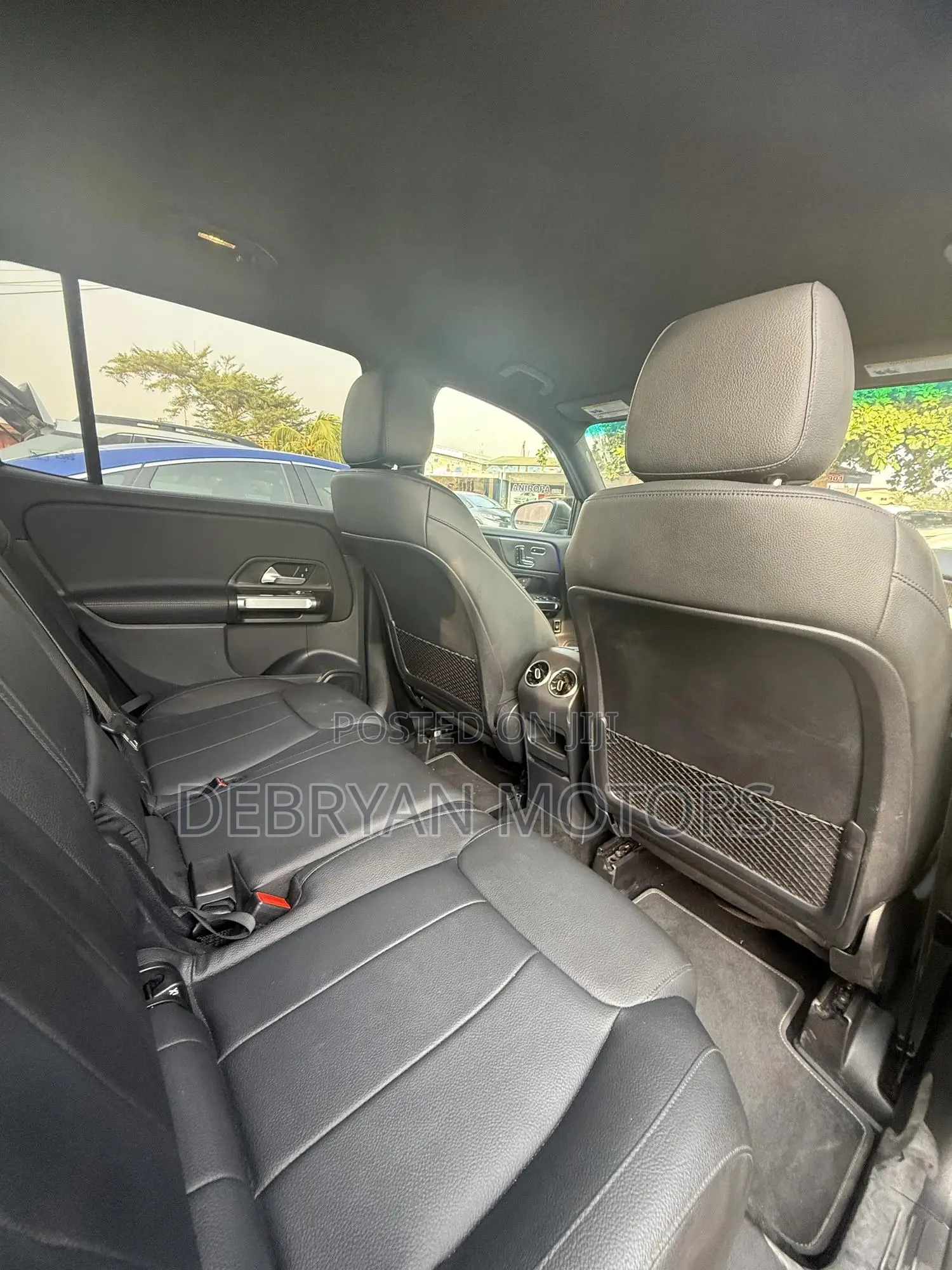 Mercedes-Benz GLB-Class GLB 250 4MATIC 2022 Gray