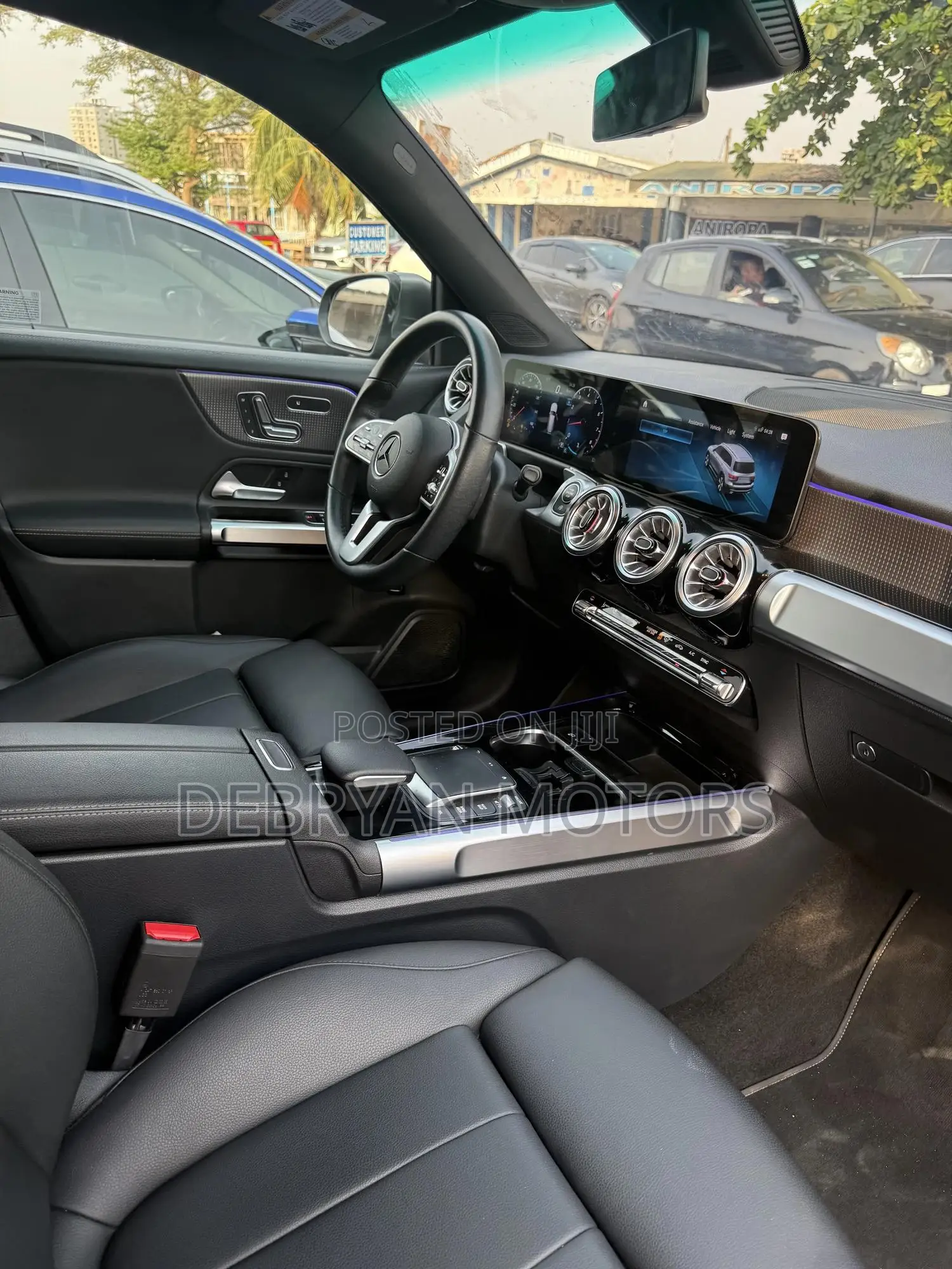 Mercedes-Benz GLB-Class GLB 250 4MATIC 2022 Gray