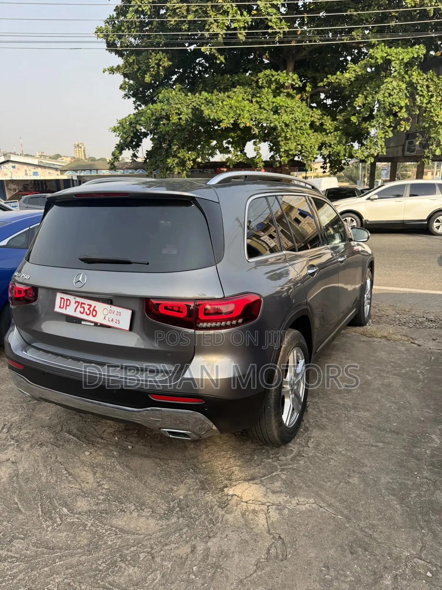 Mercedes-Benz GLB-Class GLB 250 4MATIC 2022 Gray