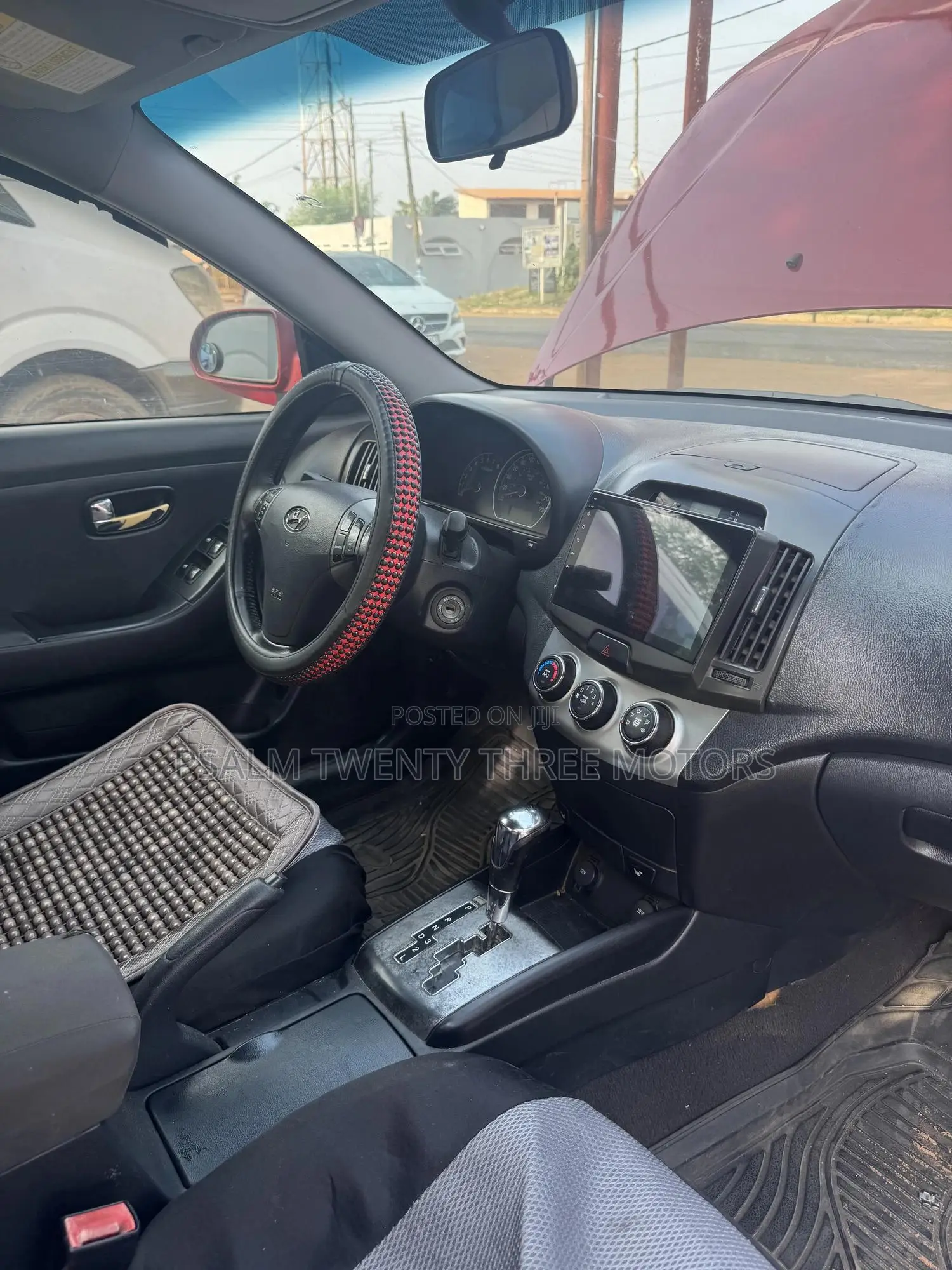 Hyundai Elantra SE 2010 Red
