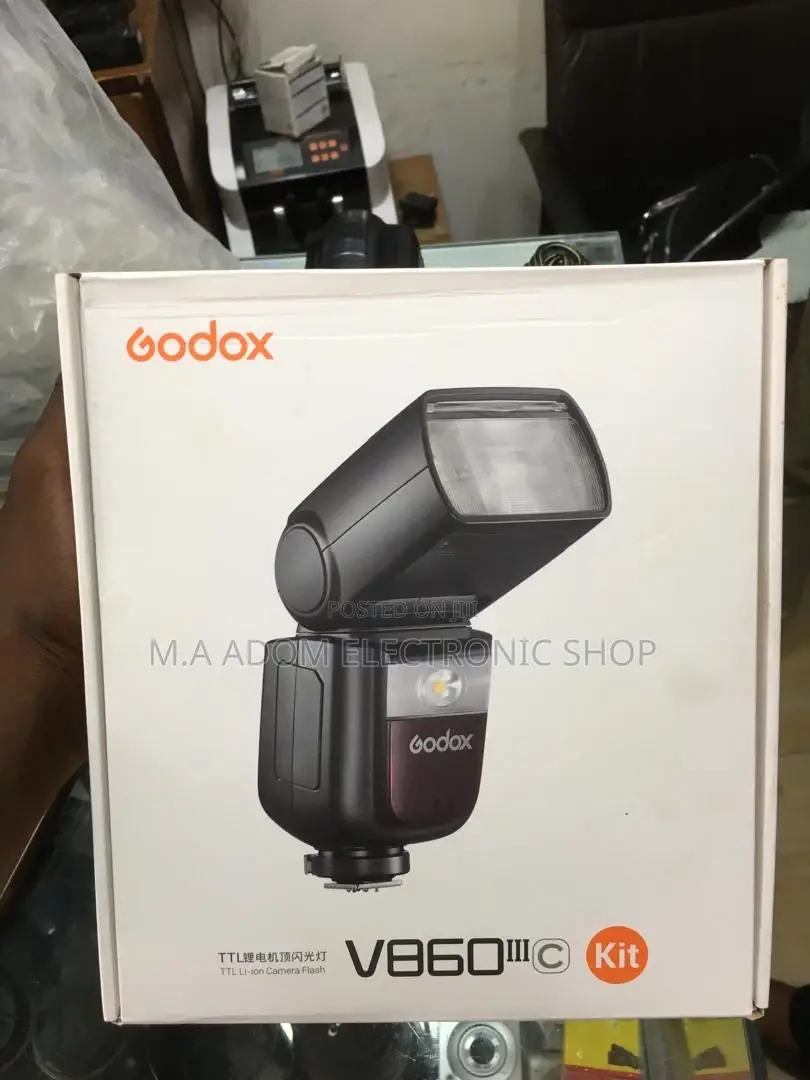 Light Up Your World: Godox V860III - The Ultimate Speedlite