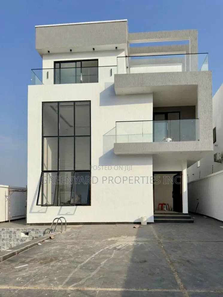 4bdrm Duplex in Ashaley Botwe for sale