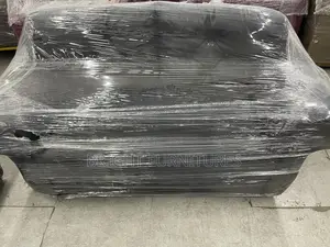 Morden Black Living Room Sofa Shape With Diamond Button