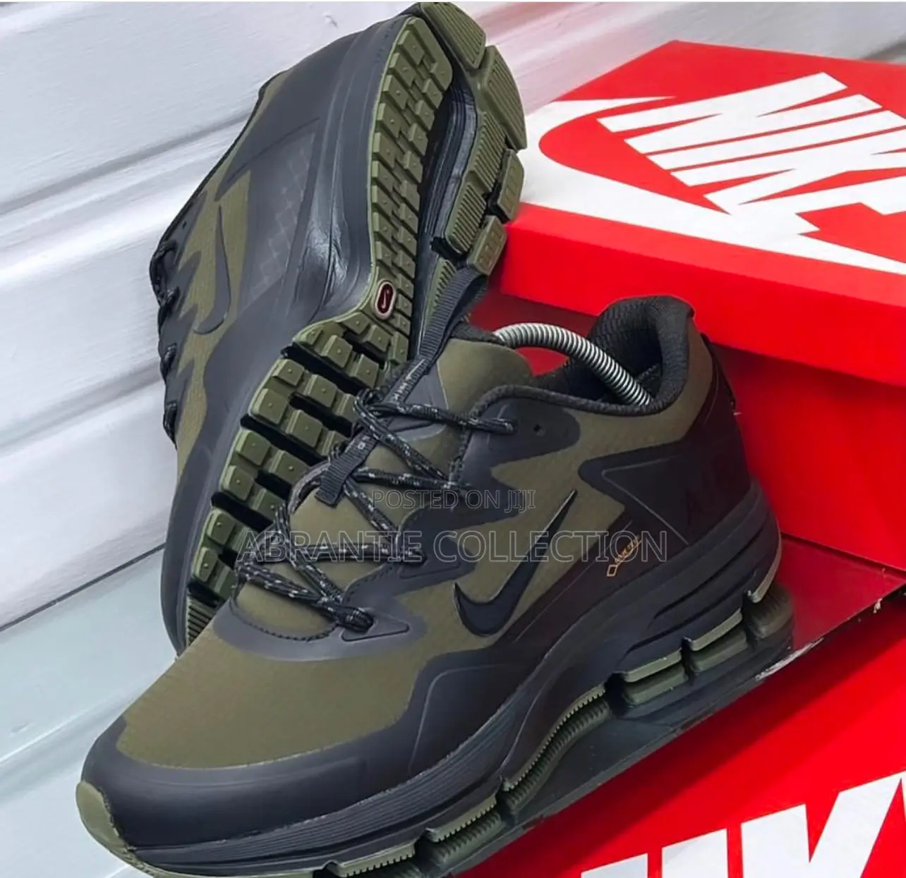 Nike Air Max Shield Goretex Sneakers