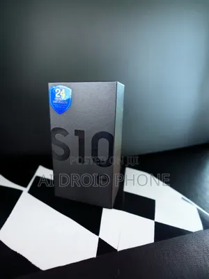 New Samsung Galaxy S10e 128 GB Gold