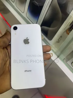 Apple iPhone XR 128 GB White