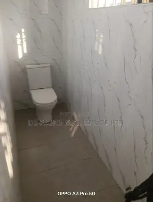 2bdrm Duplex in De-Icons Real Estate, Awutu Senya East Municipal