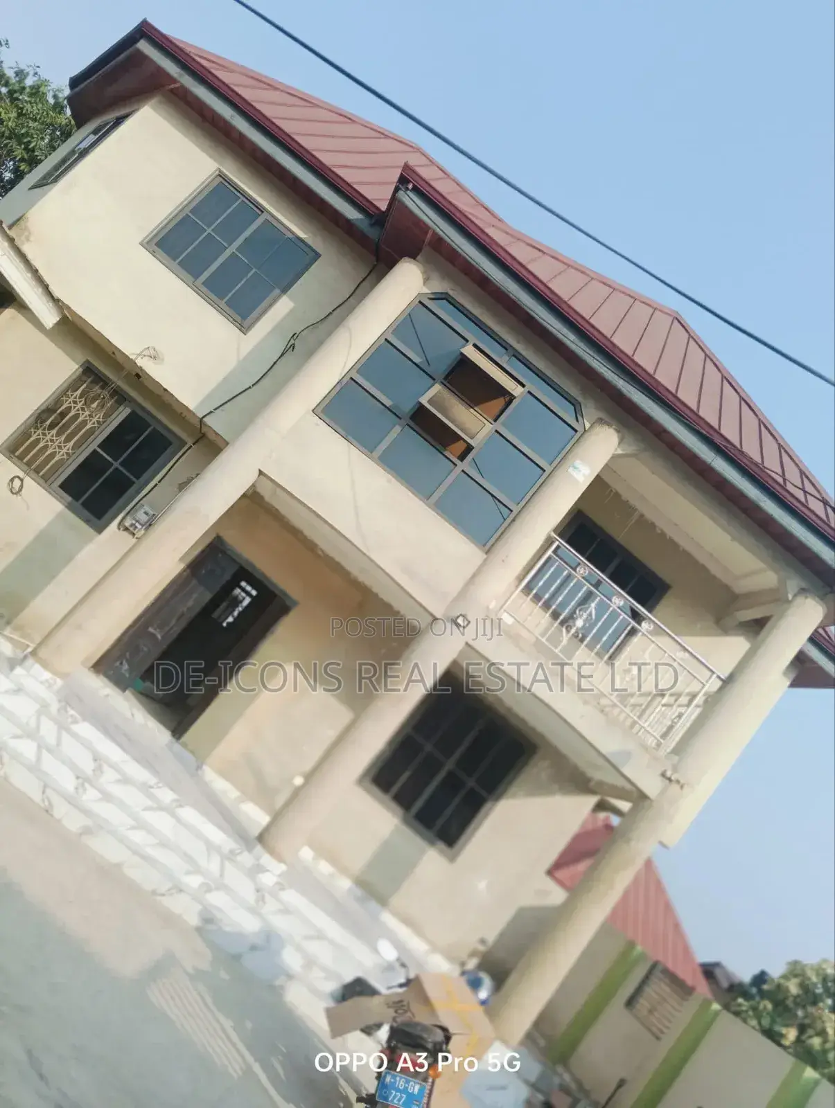 2bdrm Duplex in De-Icons Real Estate, Awutu Senya East Municipal