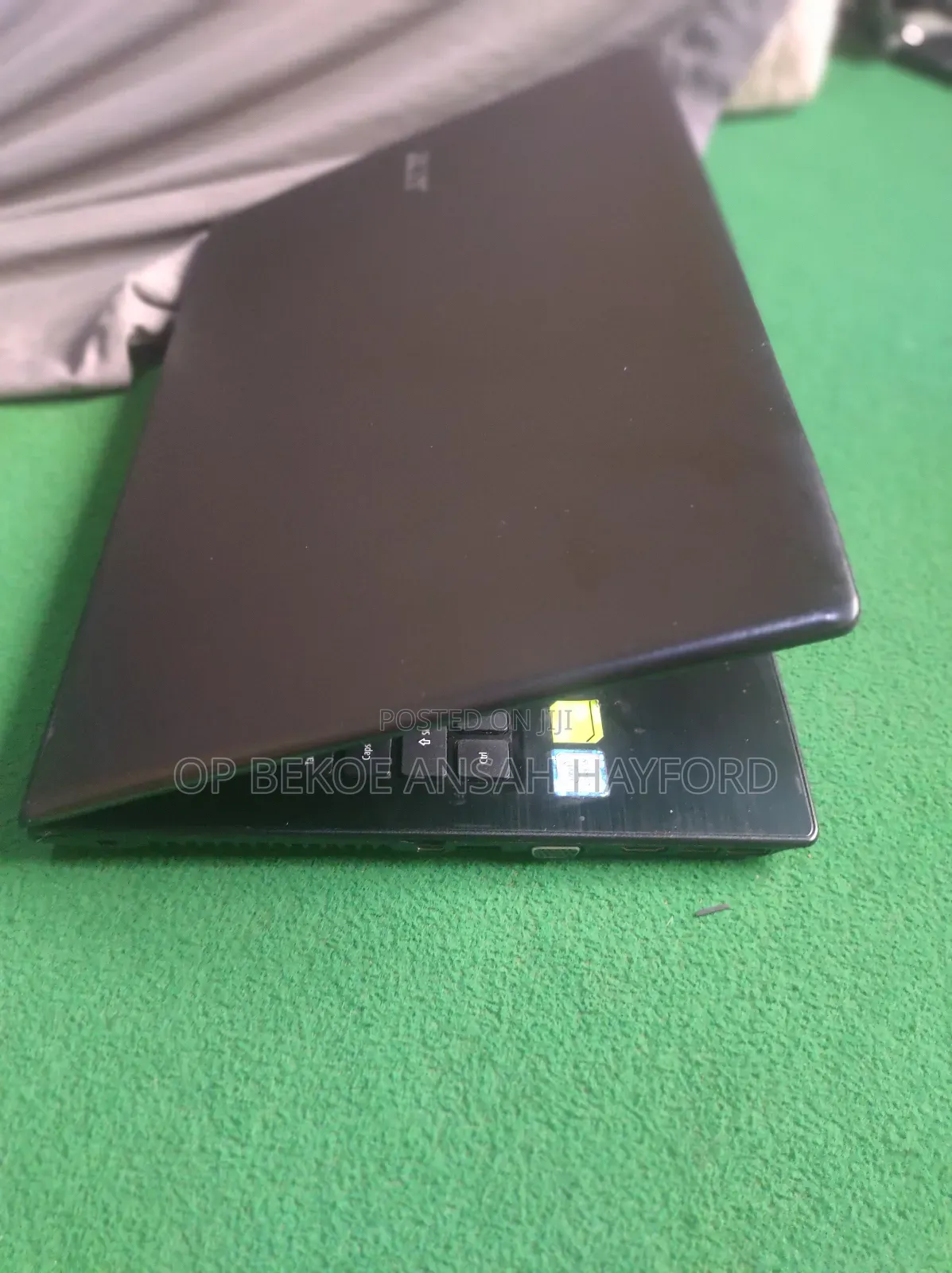 Laptop Acer Aspire E5 8GB Intel Core i5 HDD+SSD 512GB