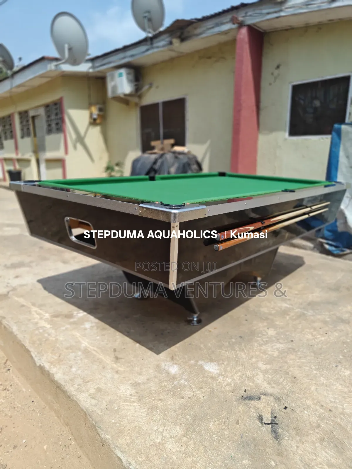 Normal Boafd Snooker Table / Not Coin Operated