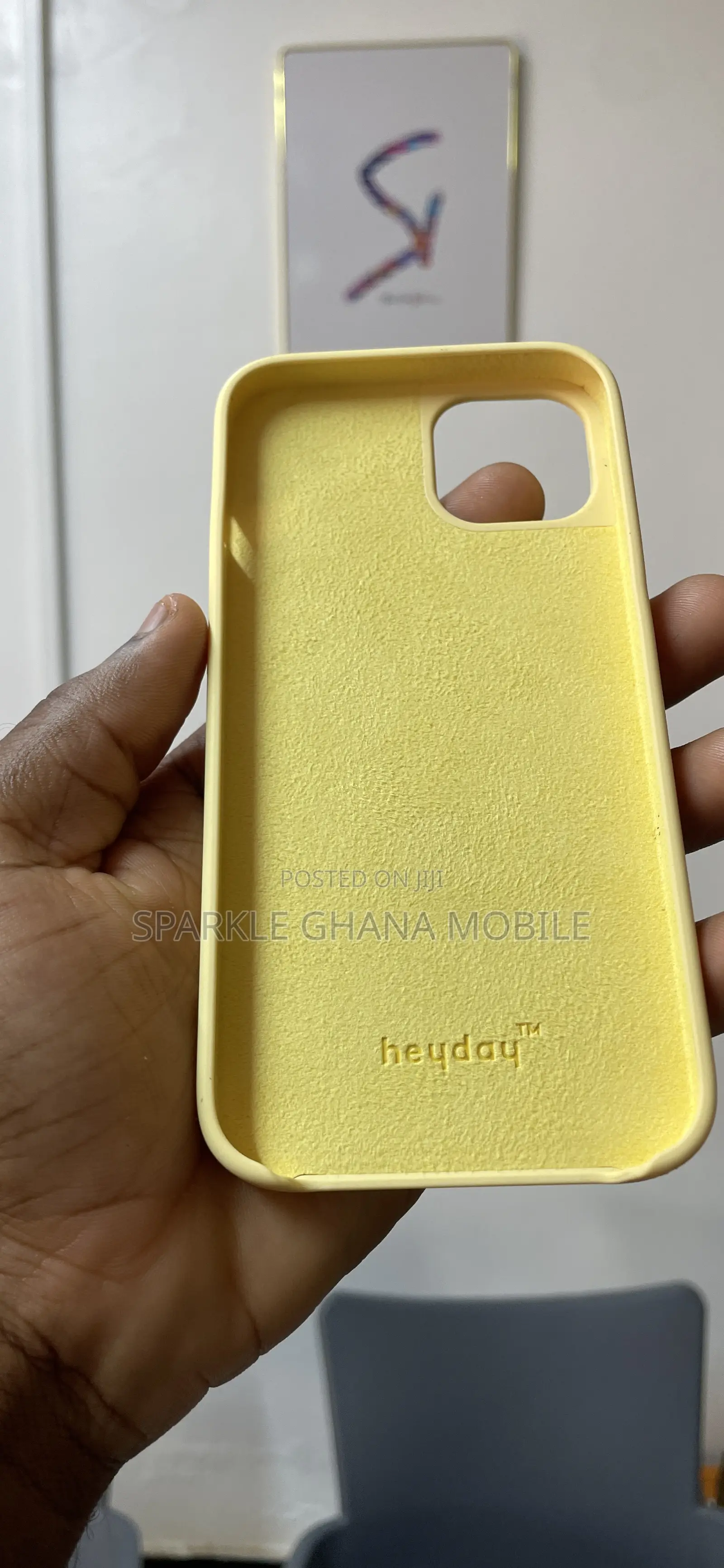 iPhone 13 (Heyday) Yellow Back Case
