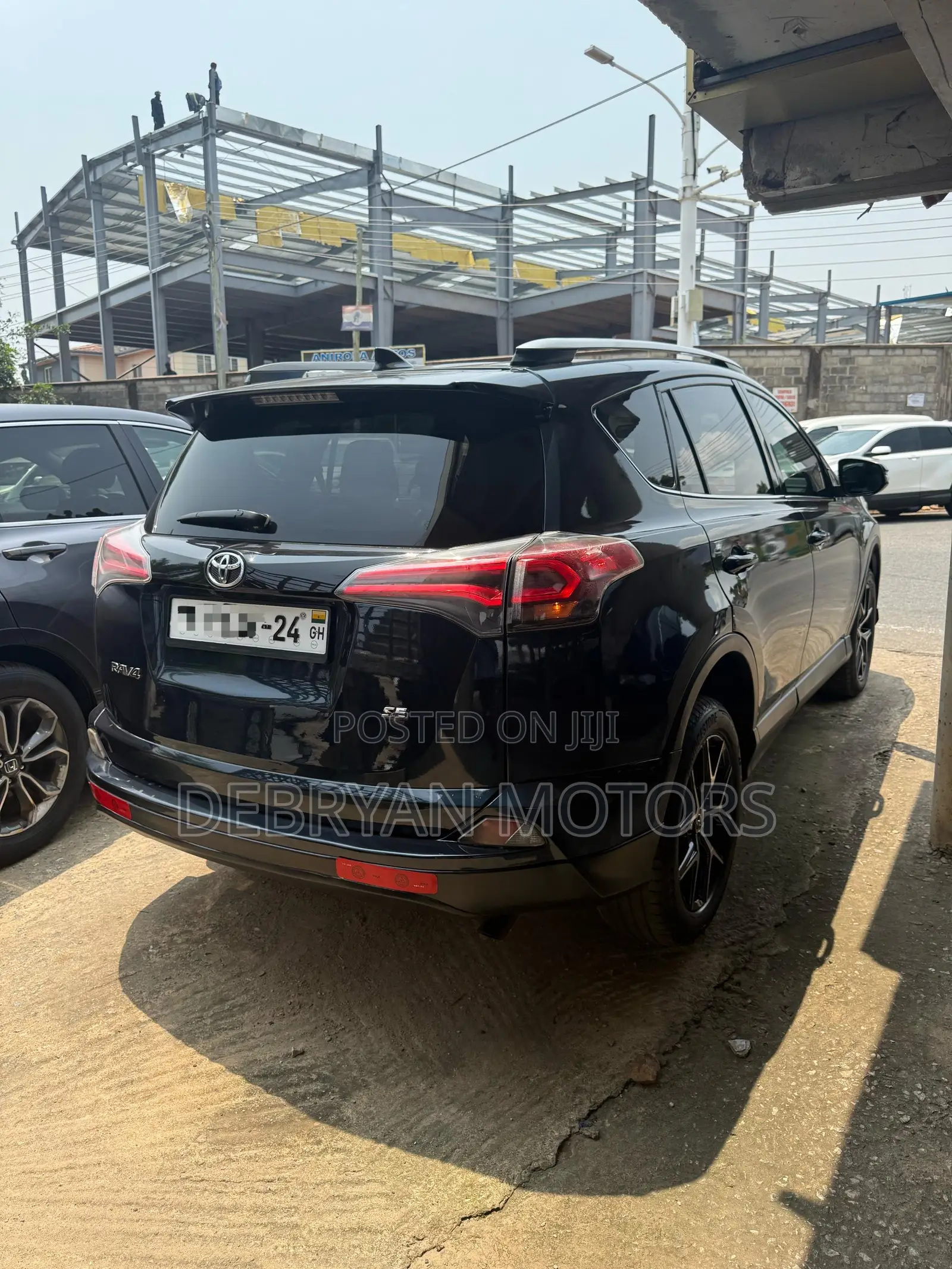 Toyota RAV4 SE AWD (2.5L 4cyl 6A) 2017 Blue