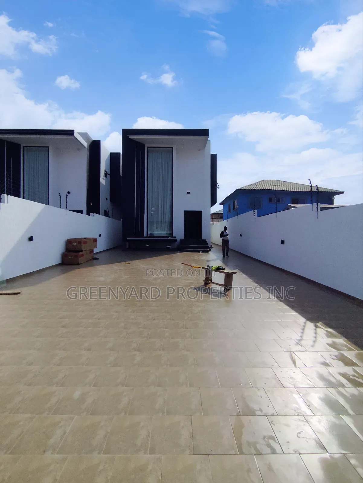4bdrm House in Ashaley Botwe for sale