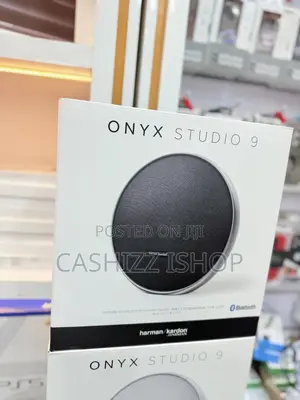 Onyx Studio 9