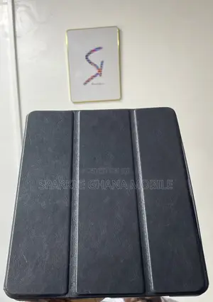 iPad 10 Gen ( Cobak Case) Black Back Case