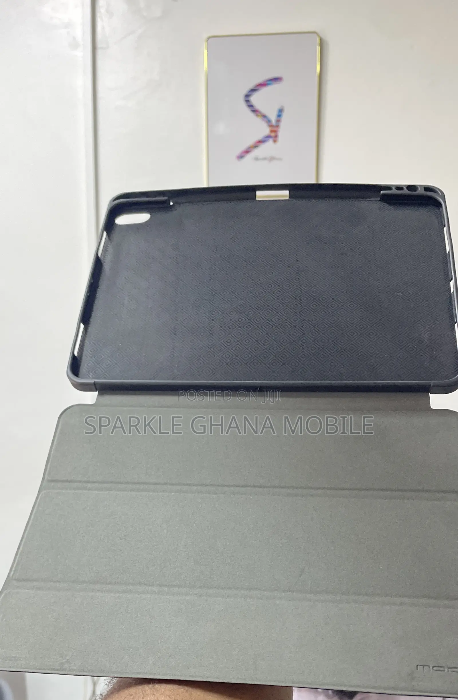 iPad 10 Gen ( Cobak Case) Black Back Case