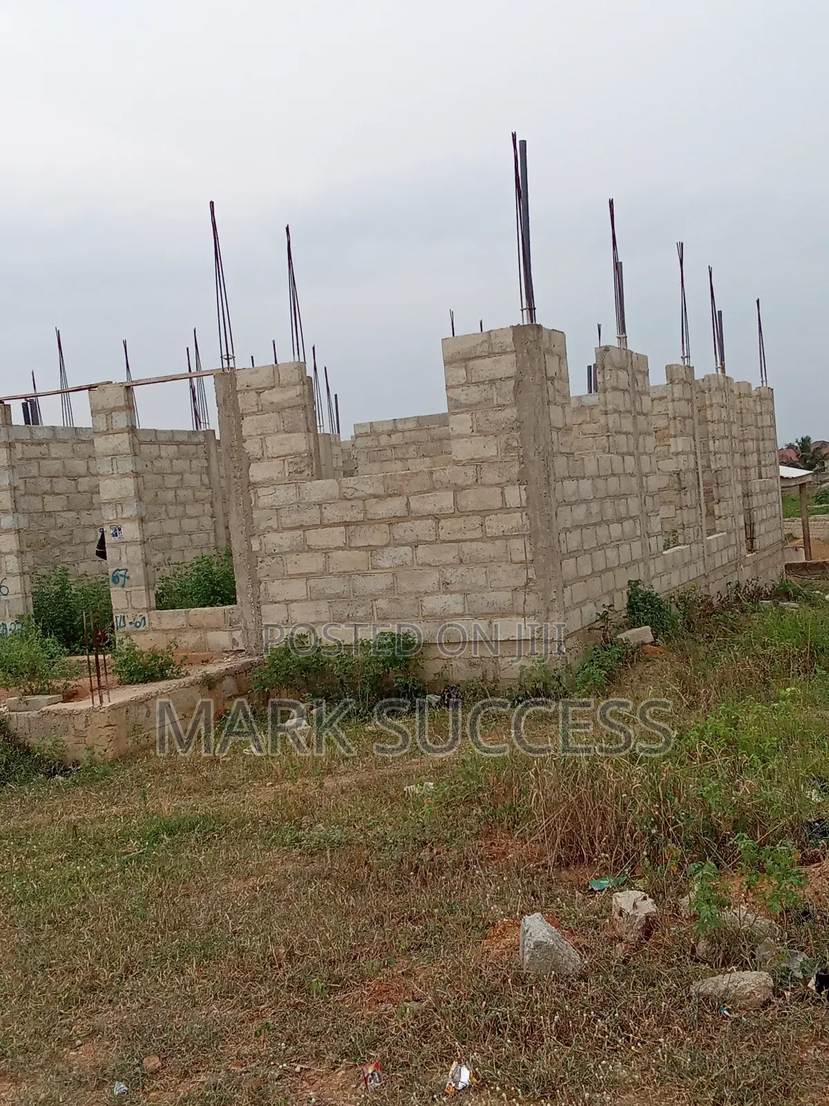 6bdrm Duplex in Kasoa for sale