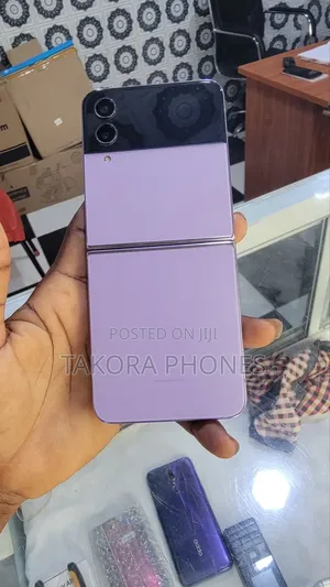 Samsung Galaxy Z Flip4 256 GB Pink