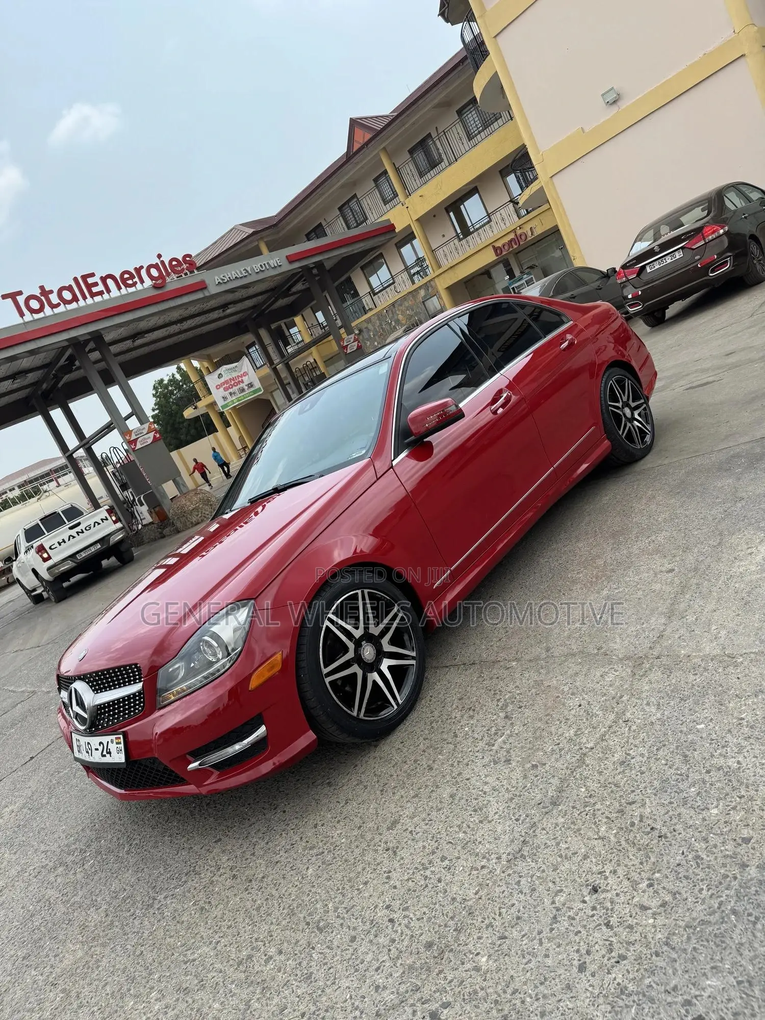 Mercedes-Benz C250 2014 Red