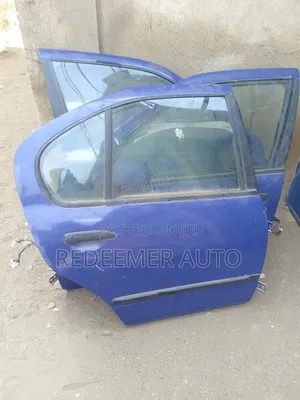 Nissan Primera Door; P12 Door
