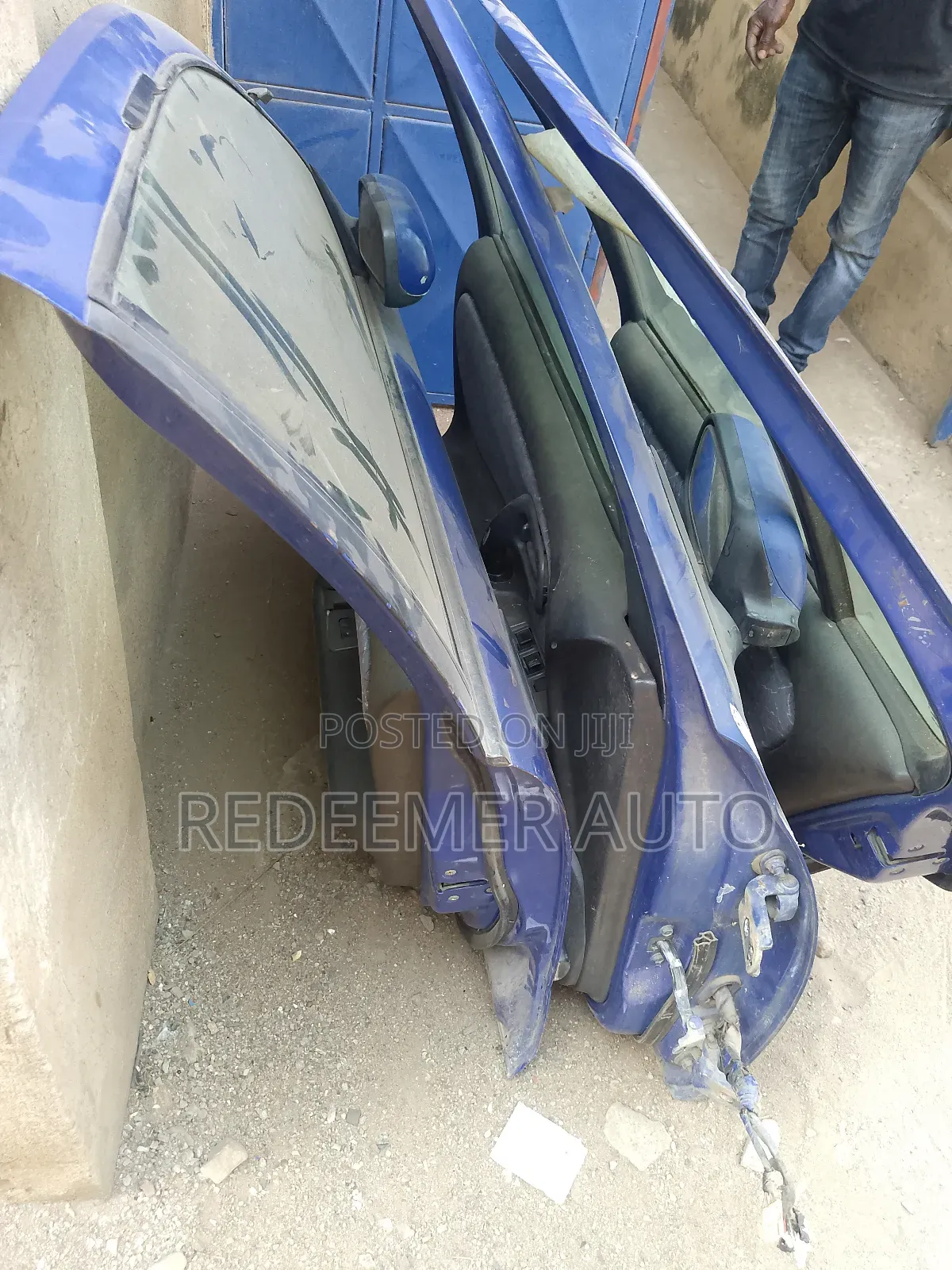 Nissan Primera Door; P12 Door