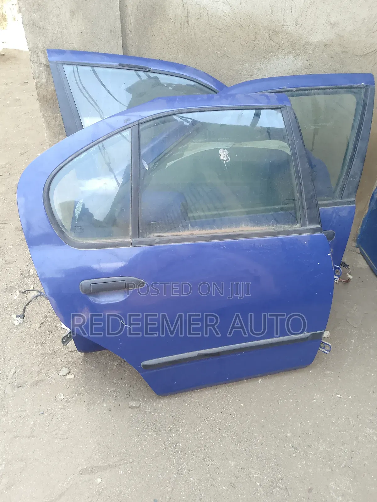 Nissan Primera Door; P12 Door