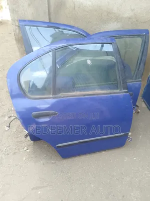Nissan Primera Door; P12 Door