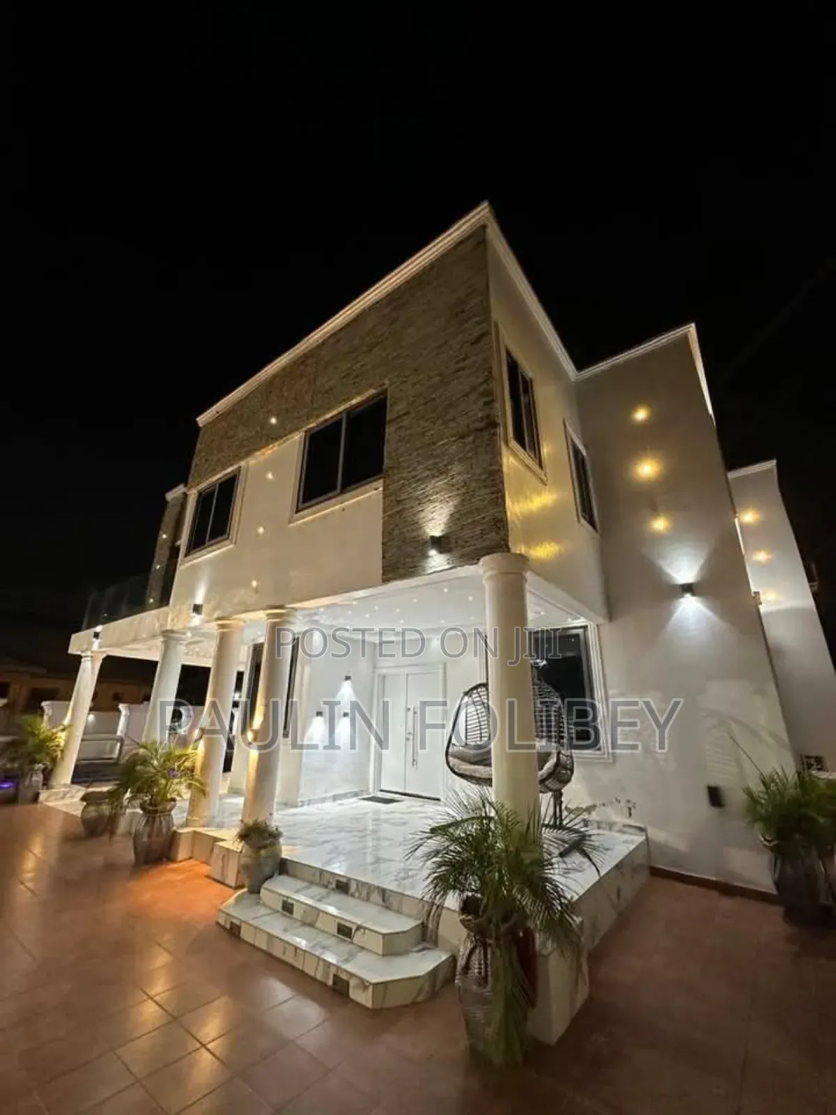 5bdrm Duplex in Dg Properties, Amasaman for sale