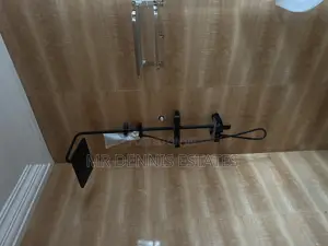 3bdrm Apartment in Westhills Mall for rent