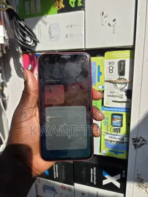 New Apple iPhone 11 64 GB Red