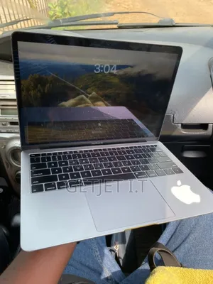 Laptop Apple MacBook Pro 2017 8GB Intel Core I5 SSD 256GB
