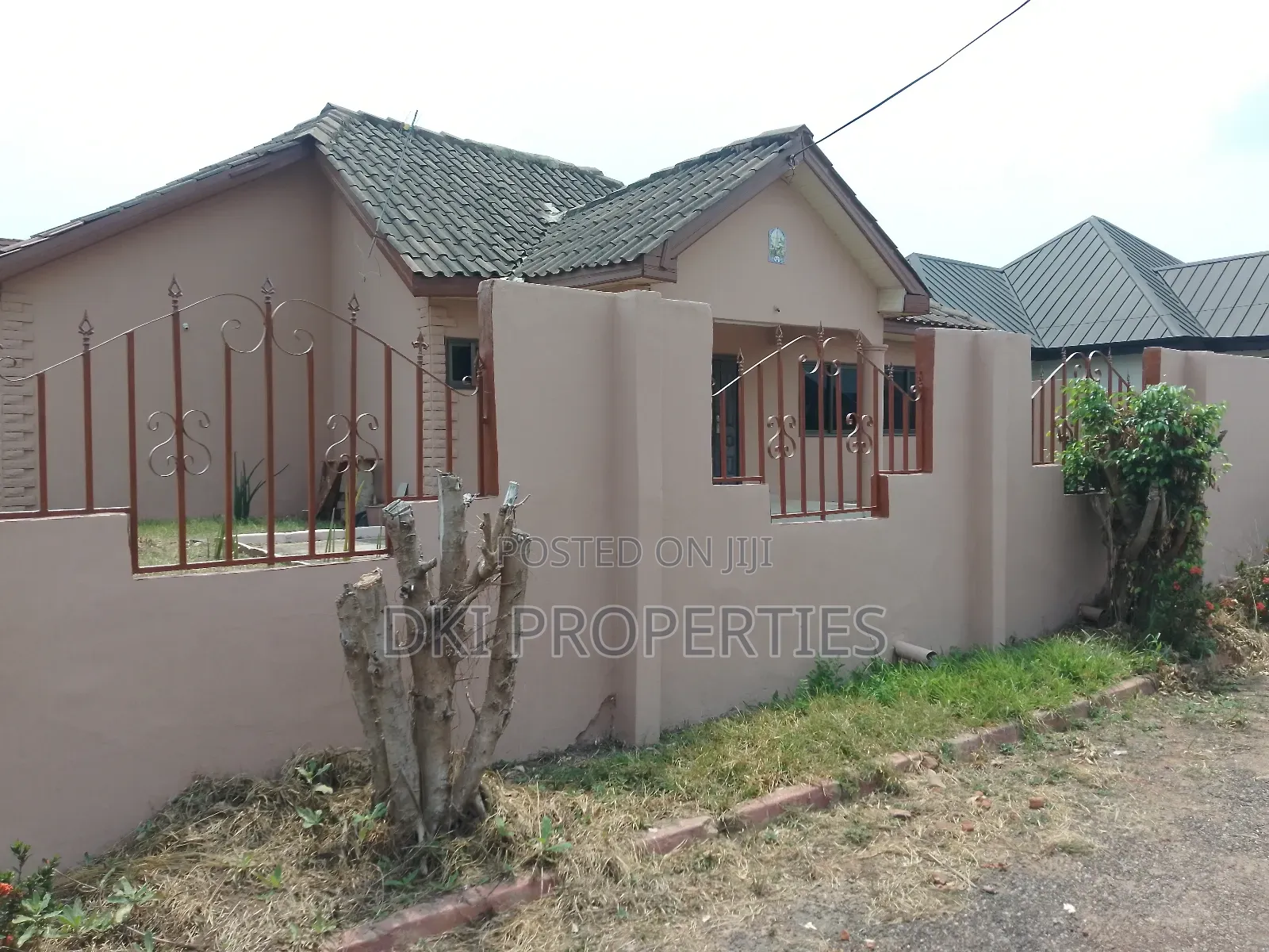 3bdrm House in Dki Properties, Oyarifa for sale