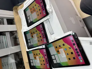 New Apple iPad 10.2 (2021) 64 GB Gray