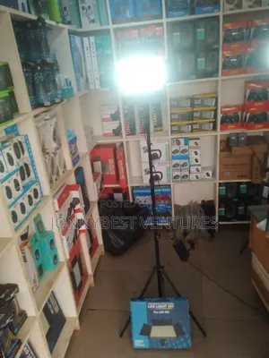 Pro Led 600 Light Led 600 Rechargeable Video Light