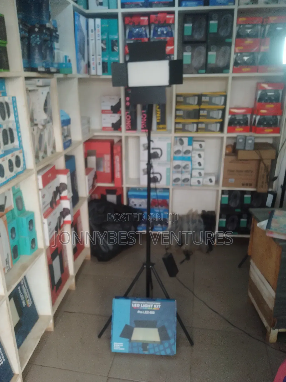 Pro Led 600 Light Led 600 Rechargeable Video Light