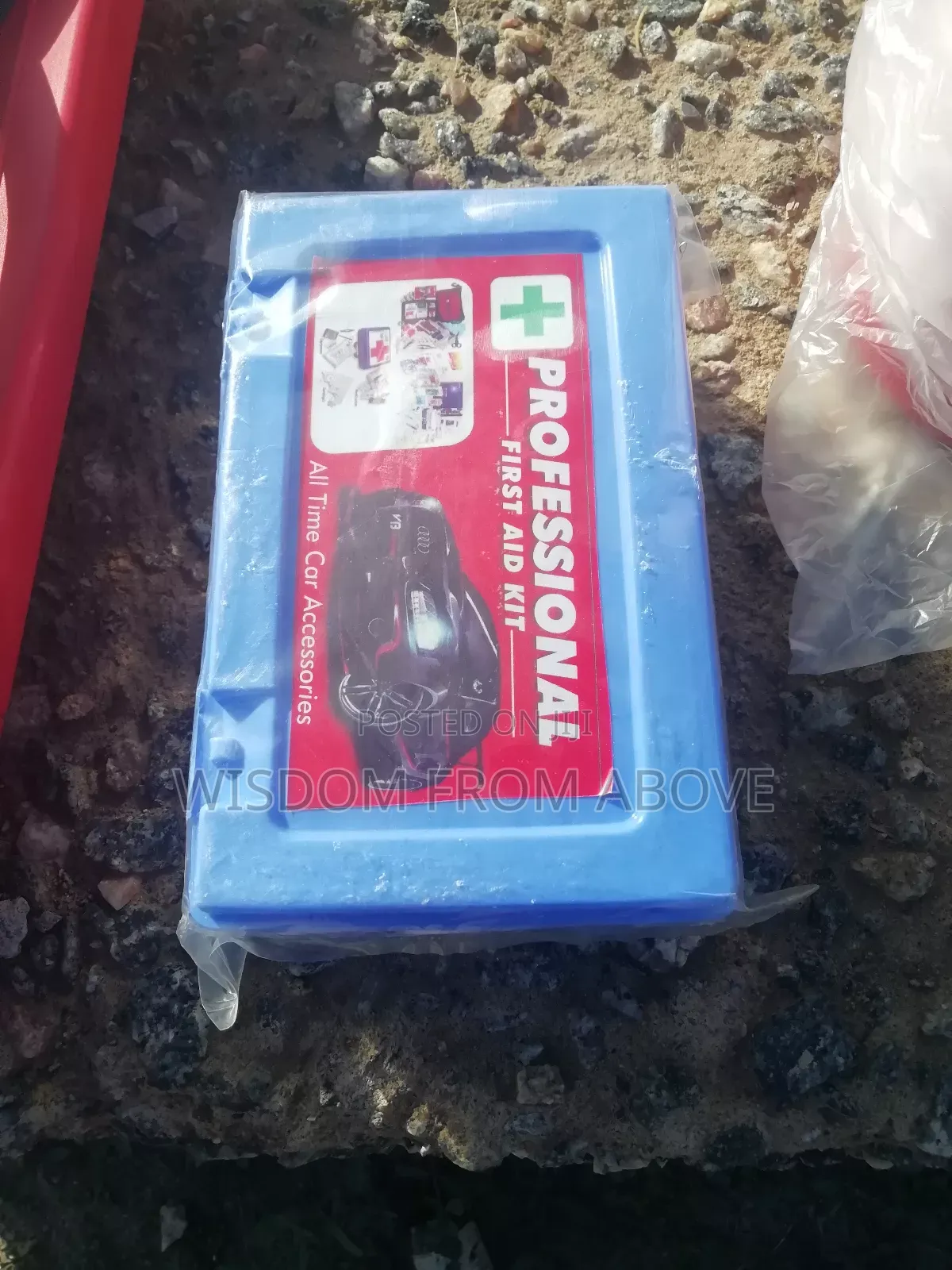 First Aid Kits Available for All Cars Different Sizes