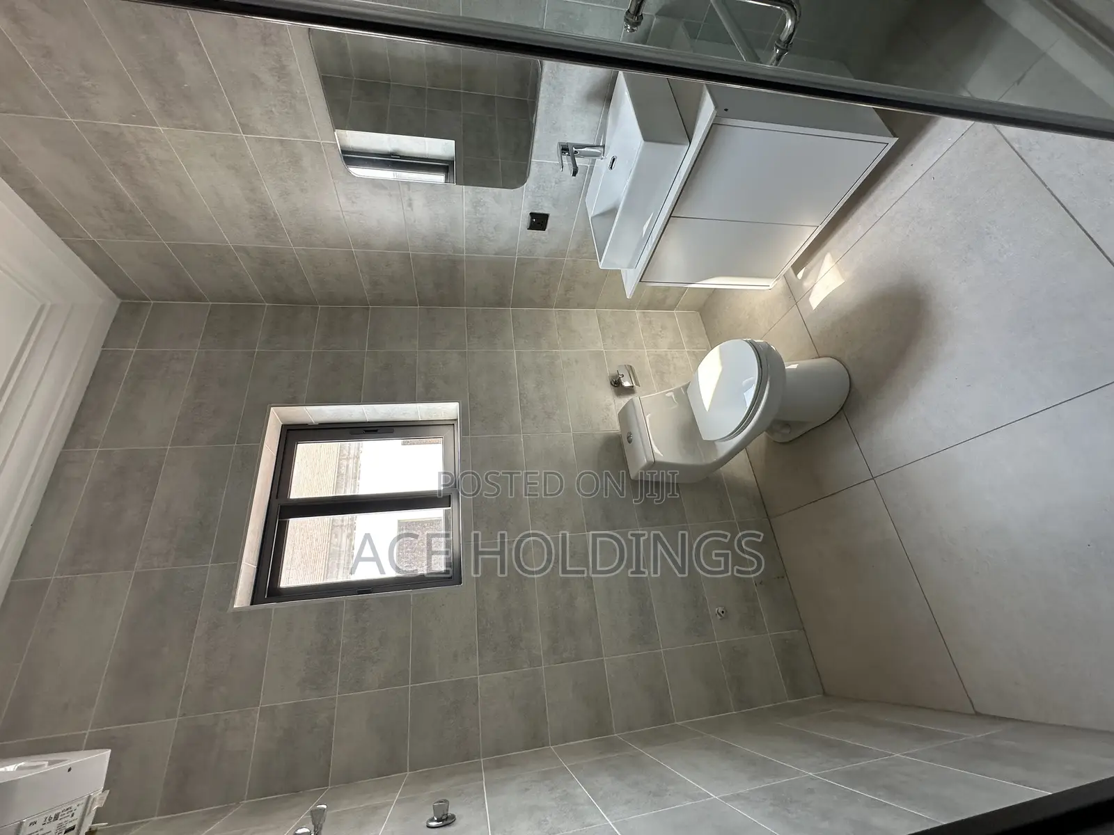 3bdrm House in Avaition, Ashaley Botwe for sale
