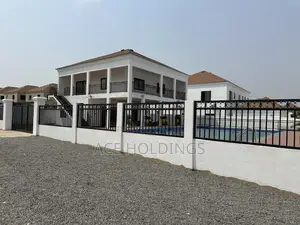 3bdrm House in Avaition, Ashaley Botwe for sale