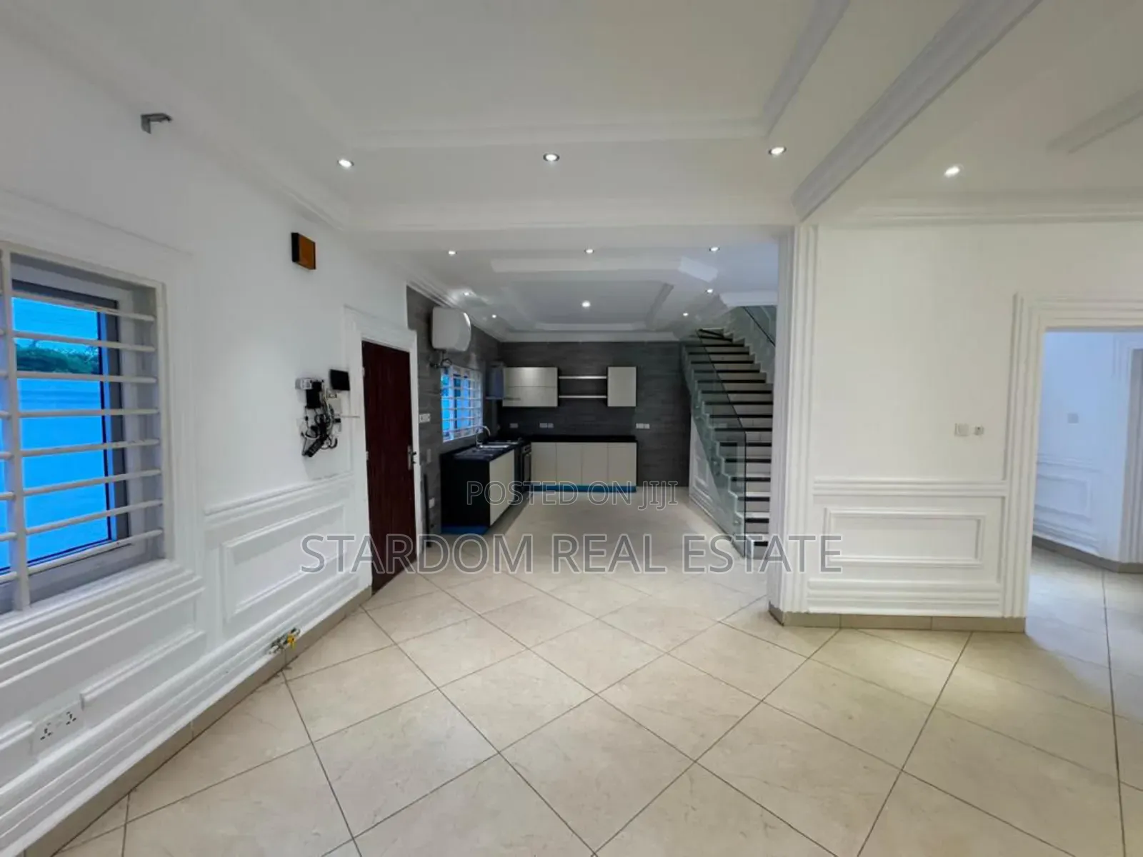 4bdrm Duplex in A&C Mall Area for rent