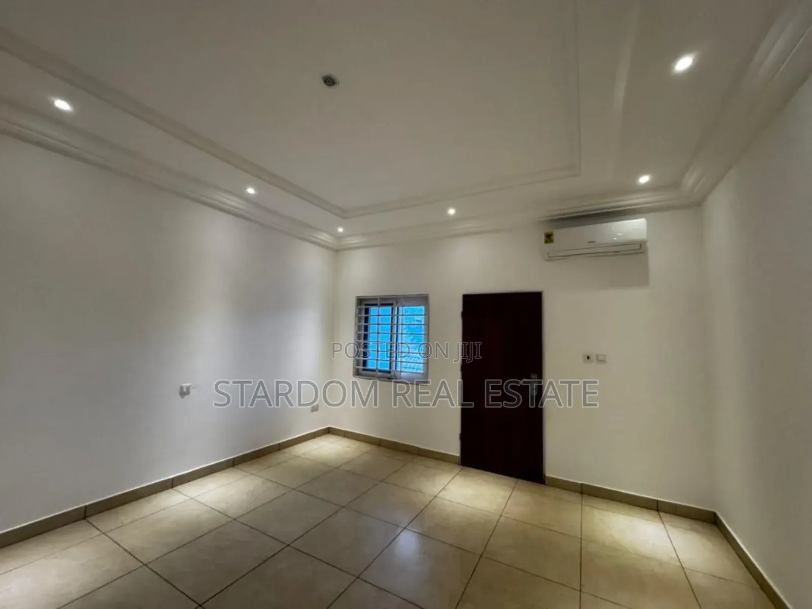 4bdrm Duplex in A&C Mall Area for rent